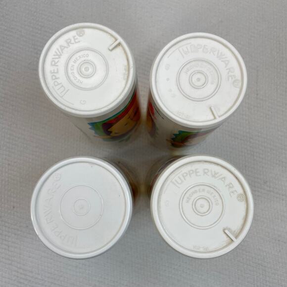 Vintage Tupperware Winnie the Pooh & Tigger and Pooh & Piglet Tumblers - Picture 7 of 10